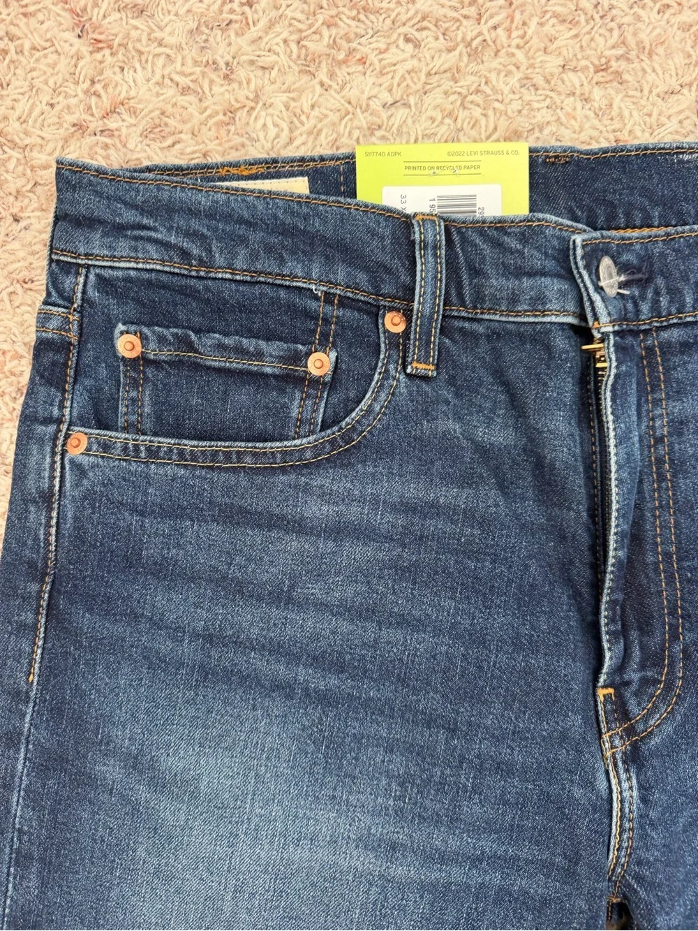 NWT Levi's 502 Taper Men's Dark Blue Straight Leg Jeans W33 L32